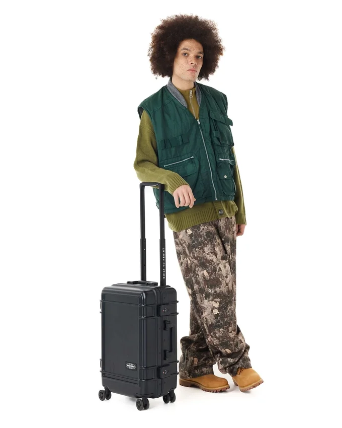 RESIST'R CASE S PRETO