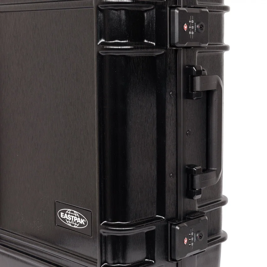 RESIST'R CASE S PRETO ESCOVADO